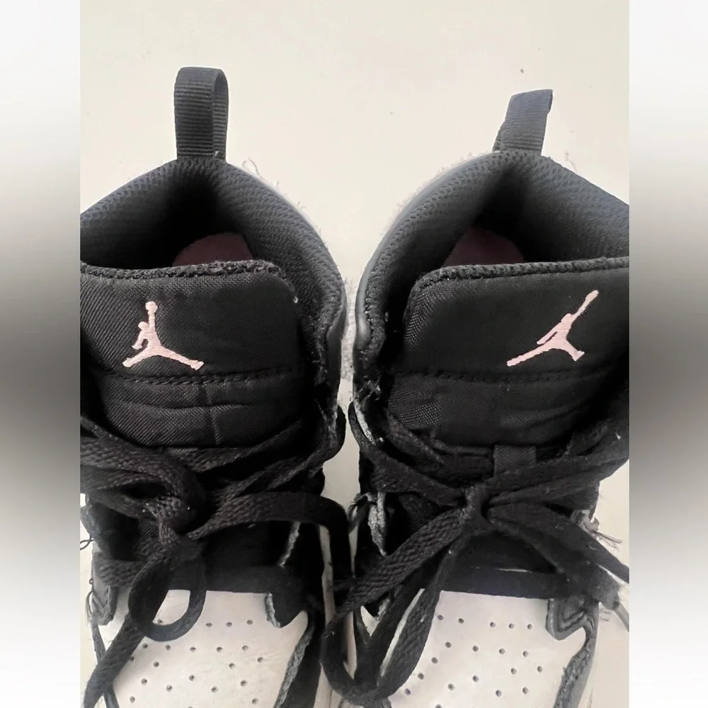 Nike Air Jordan 1 Mid Toddler Girls Sneaker Zen Master Pink Black 9c